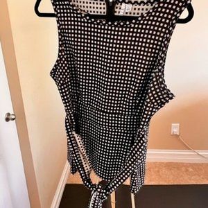 Sleeveless Top - Size Large